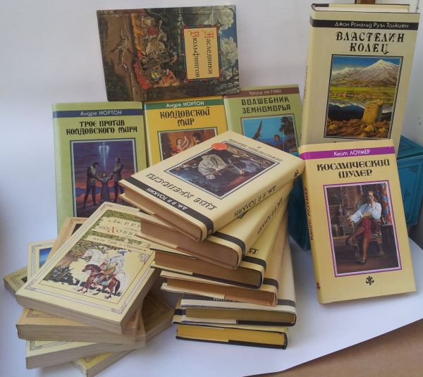 Подборка старых книг издательства Северо-Запад из 90-х, художник Денис Гордеев