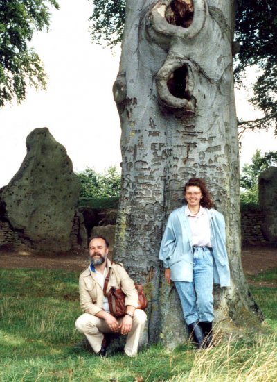 Наталья Григорьева и Владимир Грушецкий, в Оксфорде возле дерева, которое любил Дж.Р.Р. Толкин (1992)